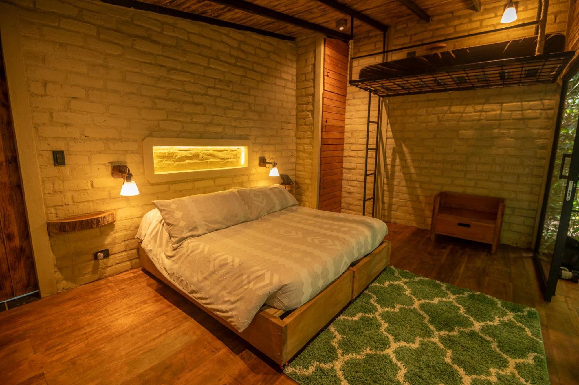 Hamadryade Lodge Puerto Misahuallí Zewnętrze zdjęcie